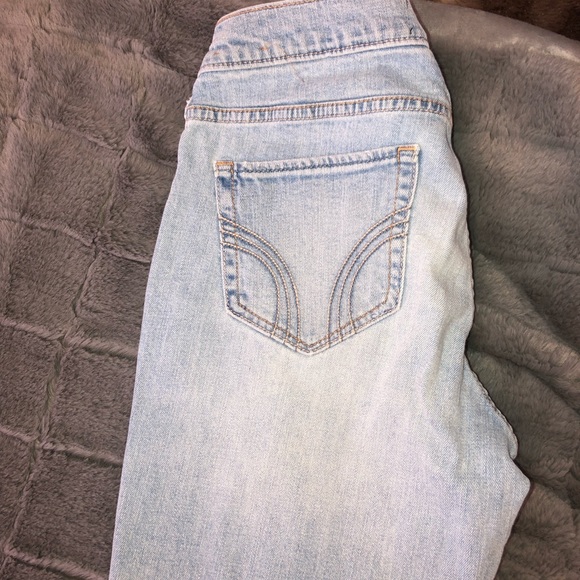 Hollister Vintage Boyfriend Jeans - Picture 4 of 4